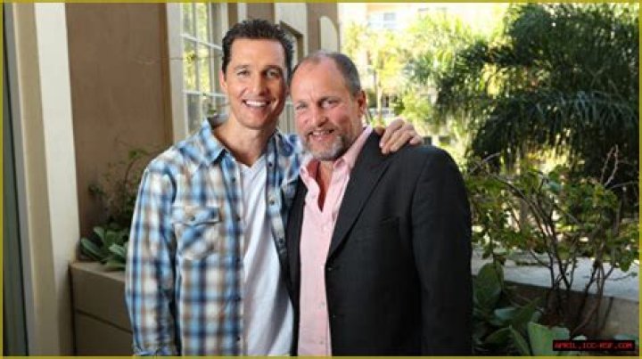 Does Woody Harrelson have a twin? – Celebrity