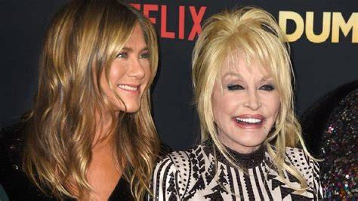 Dolly Parton Tells All About Jennifer Aniston’s 50th Birthday Bash!