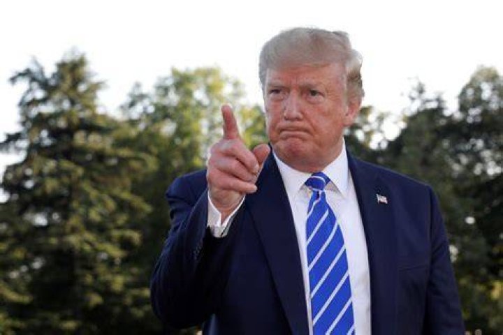 Donald Trump Happily Throws Shepard Smith Under The Bus After He Announced That He Is Leaving Fox News
