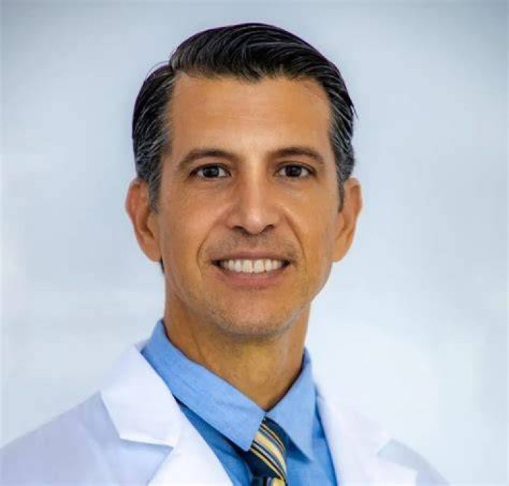 Dr. Alexander Veloso, MD – Coral Gables, FL