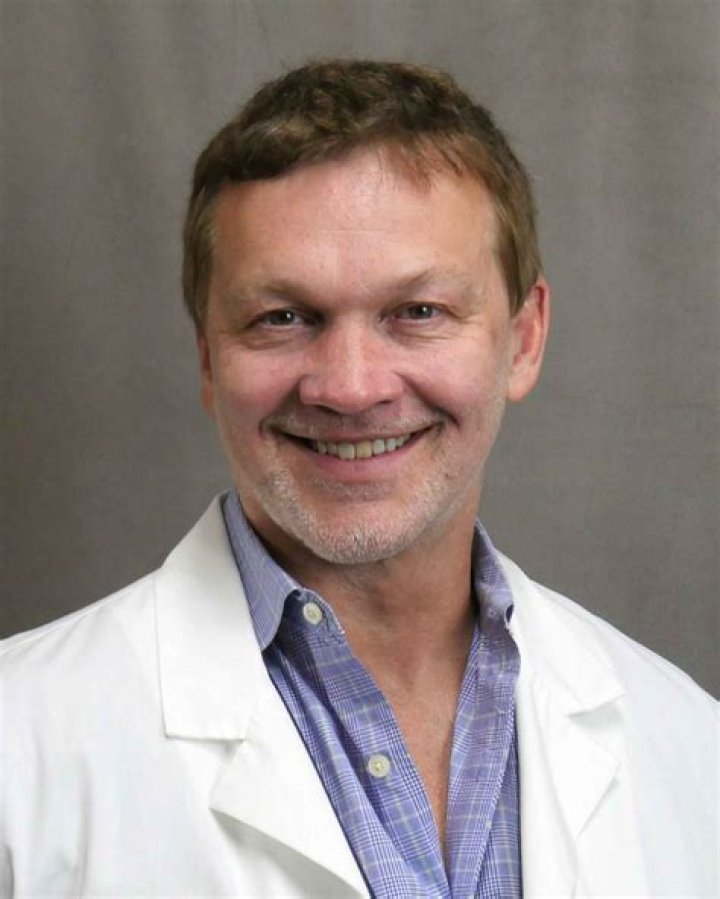 Dr. Bryan Squires, MD – Detroit, MI