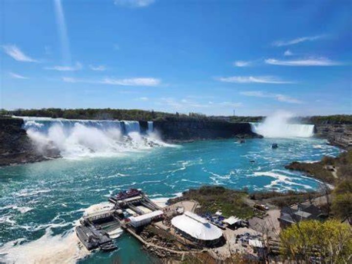Dr. Chairat Butsunturn, MD – Niagara Falls, NY