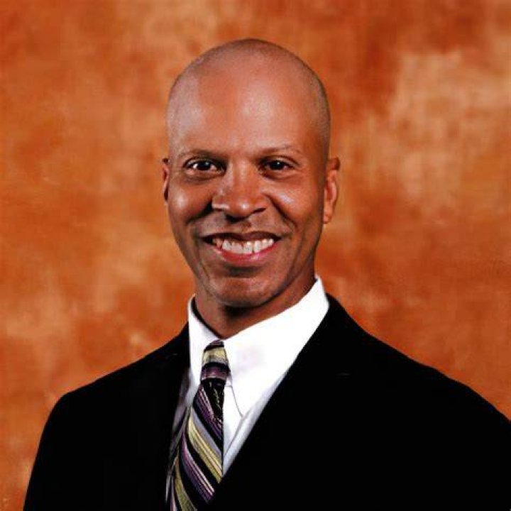 Dr. Cornell McCullom III, MD – Chicago, IL