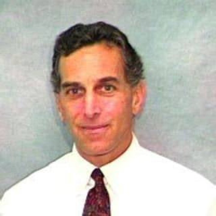 Dr. Daniel Kenigsberg, MD – Stony Brook, NY