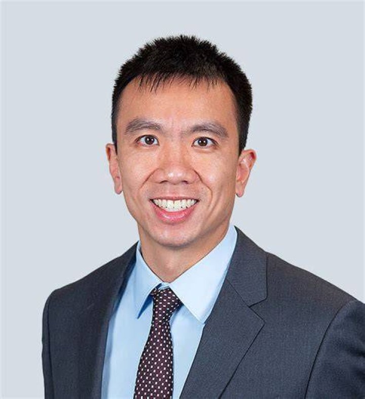 Dr. Douglas Poon, MD – Florence, KY