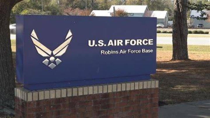 Dr. Eduardo Montana Jr., MD – Dobbins Afb, GA