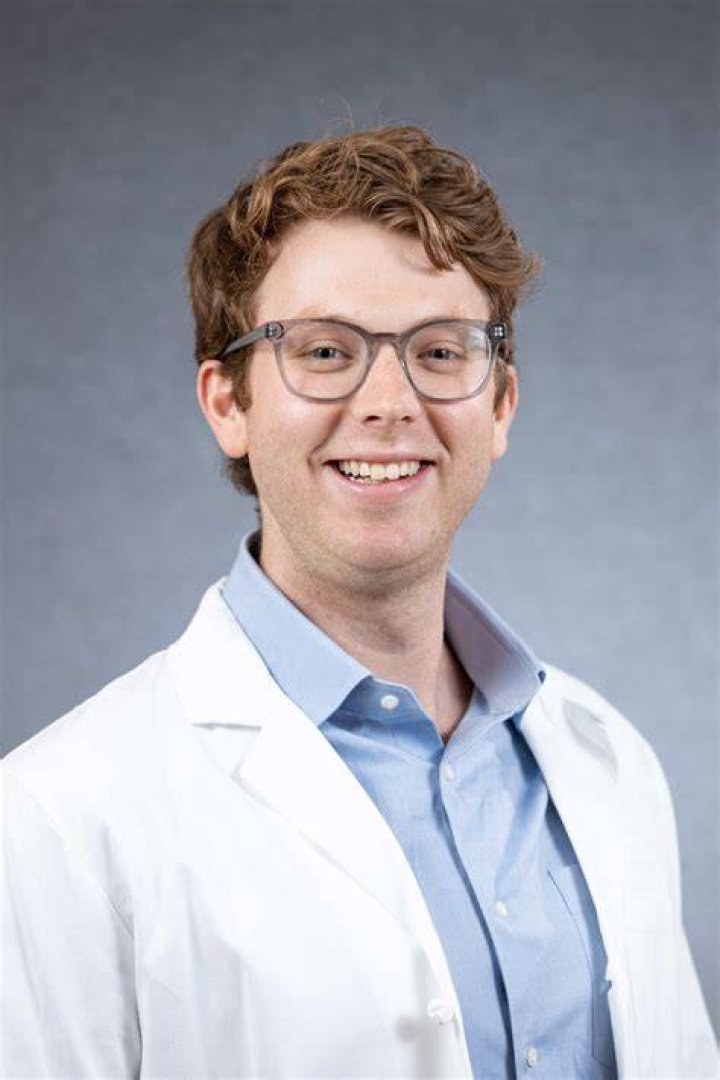 Dr. Ernest Lindell, MD – Naperville, IL