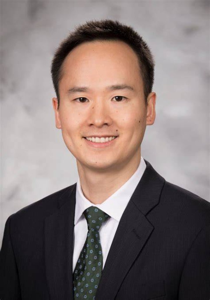 Dr. Kenny Lien, MD – Port Jefferson, NY