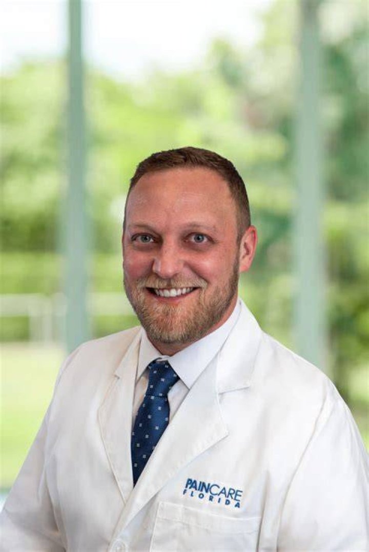 Dr. Loel Warsch, MD – Port St. Lucie, FL