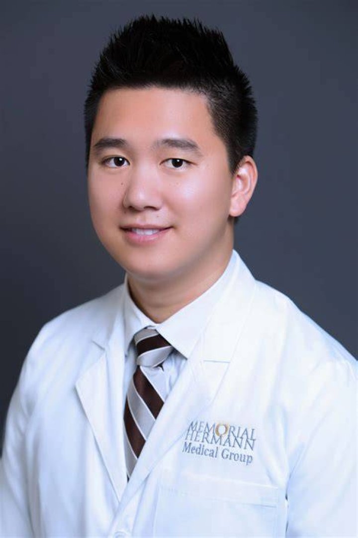Dr. Reginald Nguyen, MD – Royal Oak, MI