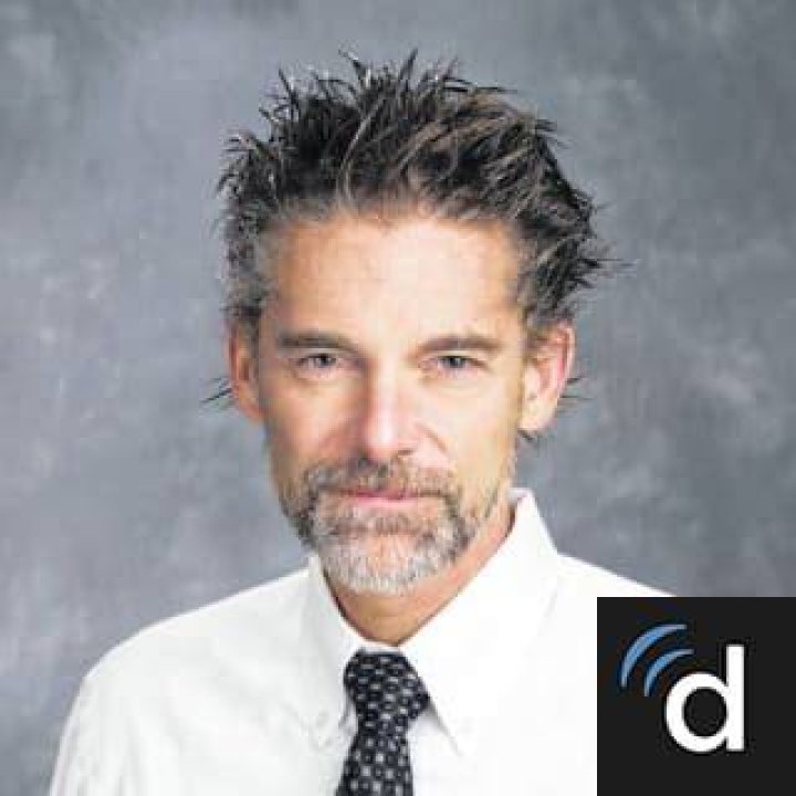Dr. Robert Hollis III, MD – Findlay, OH