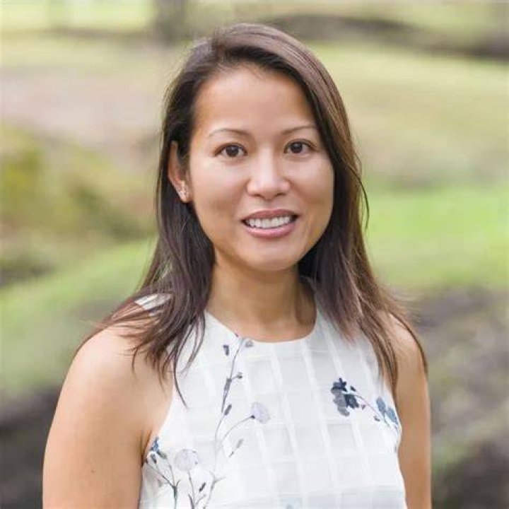 Dr. Stephanie Carlisle, MD – Orange, CA