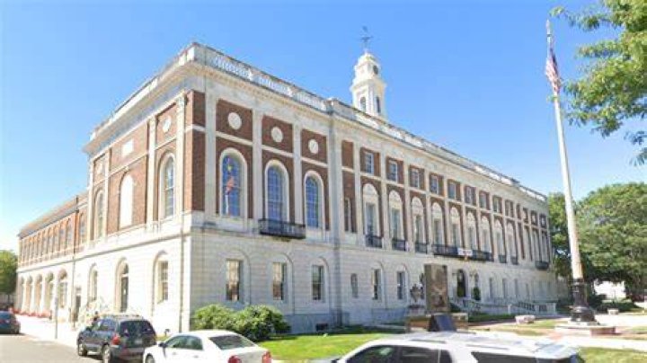 Dr. Tarunya Vedere, MD – Newington, CT