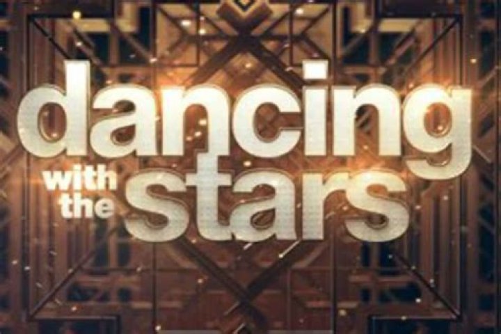 DWTS Will Include A Same-Sex Couple During Season 29, Says Former Producer