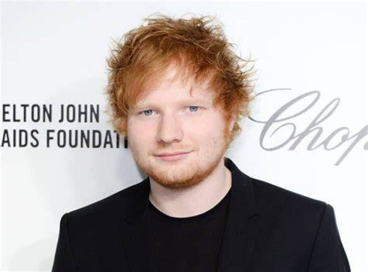 Ed Sheeran – Fire Breaks Out At His House In England!