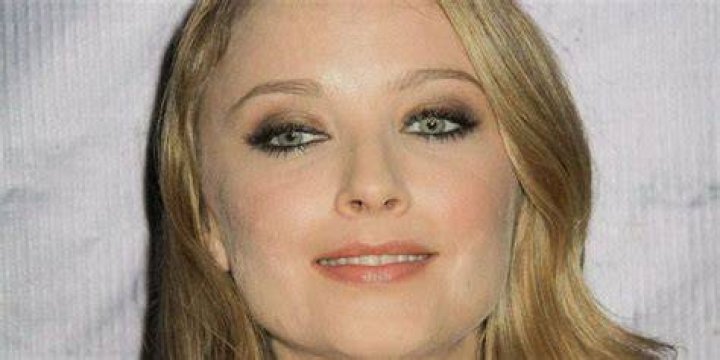 Elisabeth Harnois - Bio, Facts, Family Life of Actress