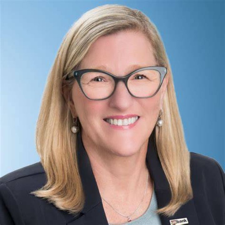 Elizabeth Drumm – Chicago, IL