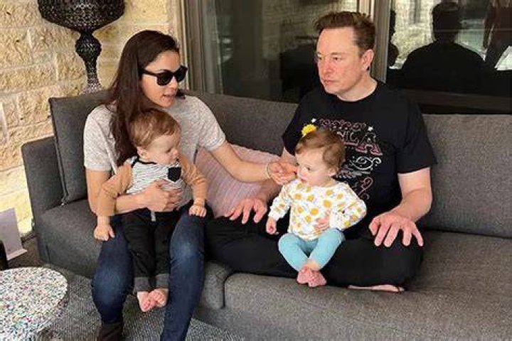 Elon Musk Confirms He And Grimes Are Officially Parents After She Gives Birth!