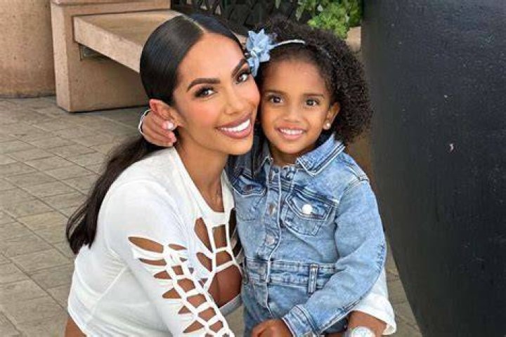Erica Mena Has Fans In Awe With Her Latest Photo With Safaree In Bed