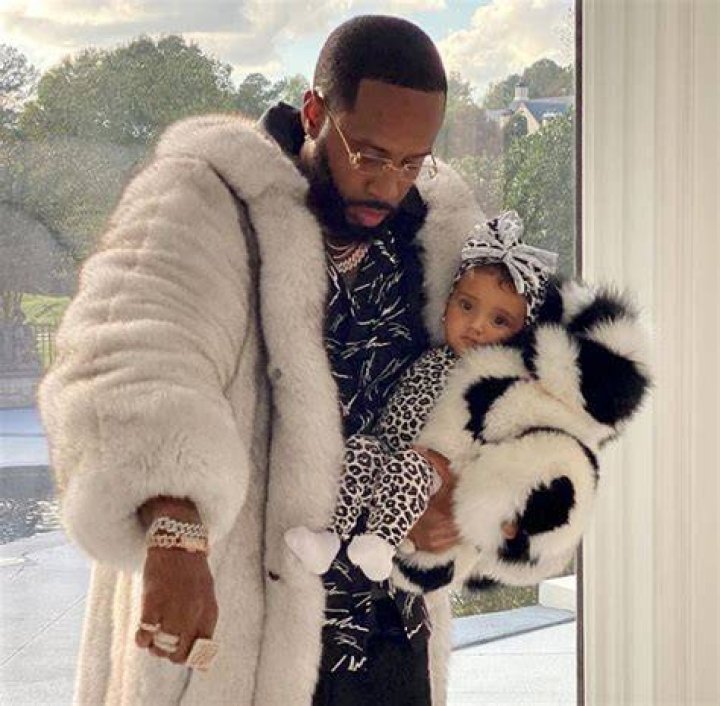 Erica Mena Makes Fans Excited With This Photo Of Her And Safaree’s Baby Girl!