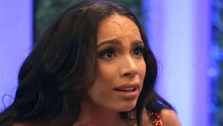 Erica Mena’s Fans Show Support Following Safaree Breakup – See The Video