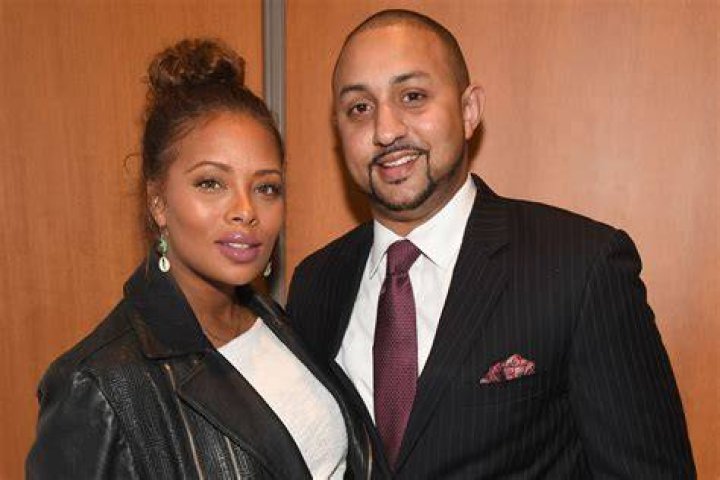 Eva Marcille Shares An Important Message About Resisting Arrest