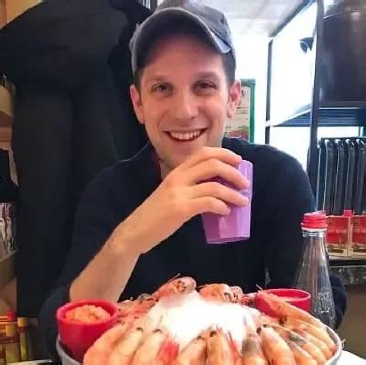 Evan Gershkovich Ethnicity, Wiki, Bio, Age, Parents, Girlfriend, Wife & Salary