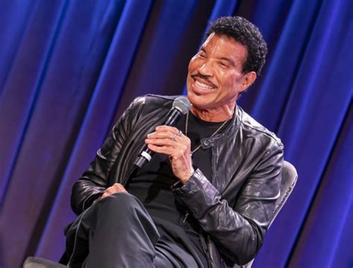 Fact Check: Lionel Richie Death Hoax, Is Lionel Richie Is Not Dead?