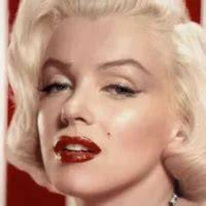 Famous People Born in 1926