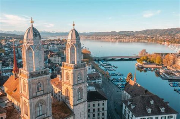 Famous People From Zürich, Switzerland & Celebs Born In Zürich