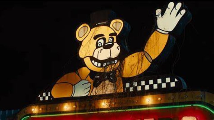 ‘Five Nights at Freddy’s’ BTS photo gives us a better look at the film’s haunted pizzeria