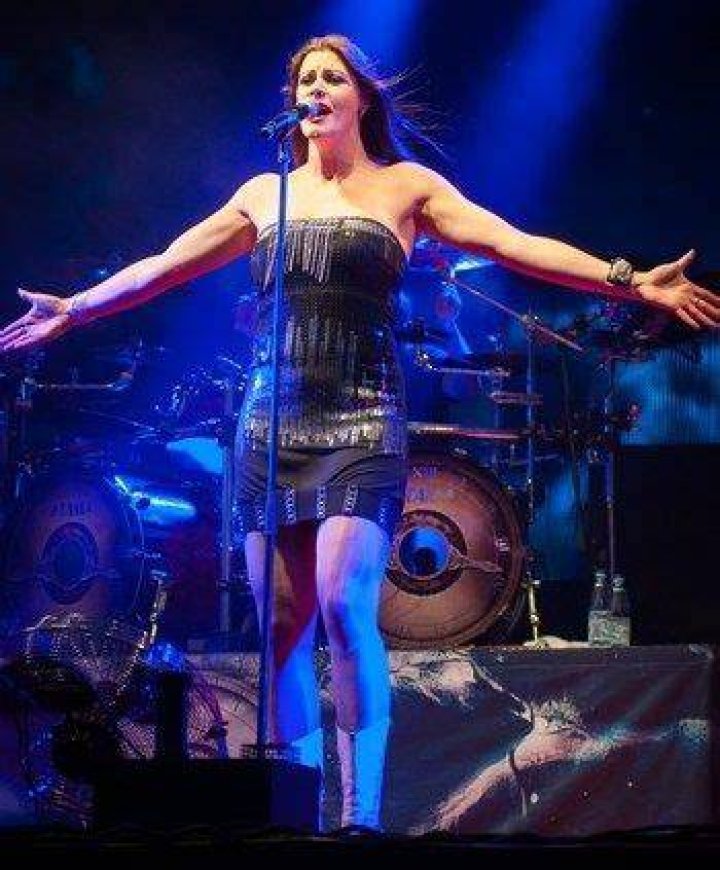 Floor Jansen Body Measurements Weight Height Bra Size Vital Stats Facts