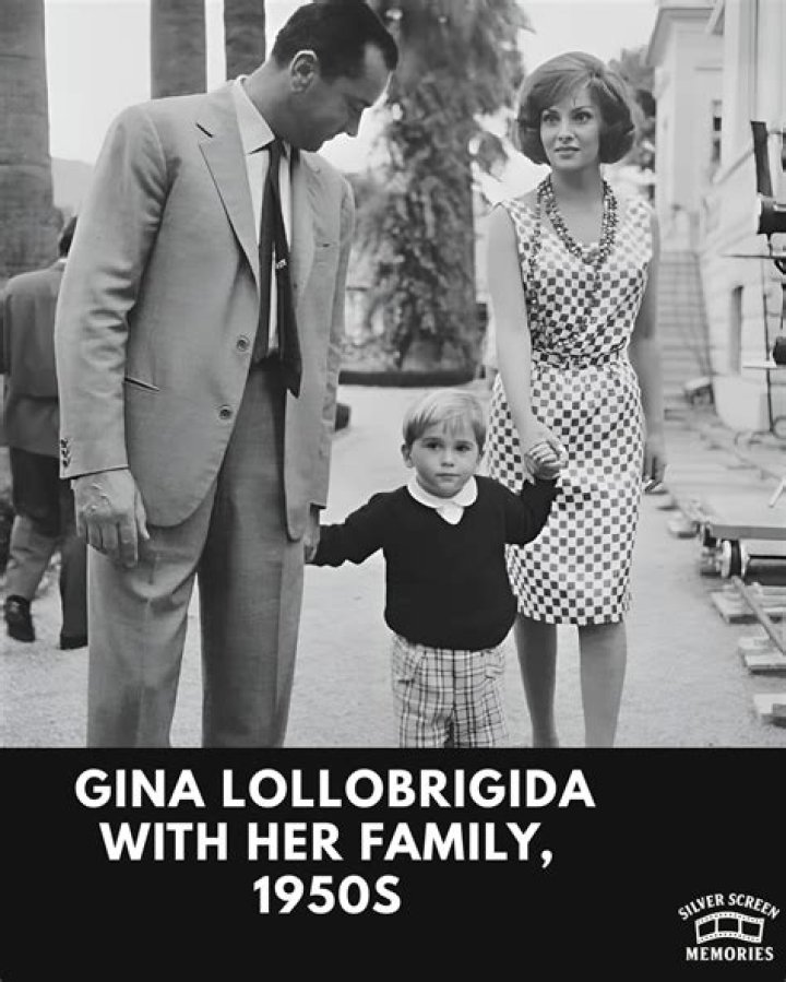 Gina Lollobrigida family, husband, children, parents, siblings