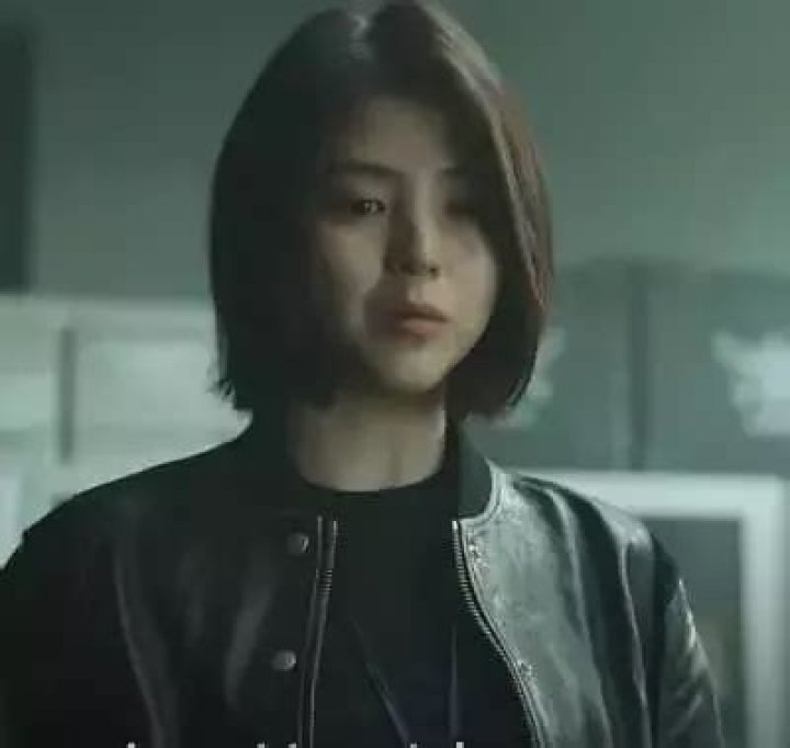 Han So Hee Wiki, Boyfriend, Age, Parents & Net Worth