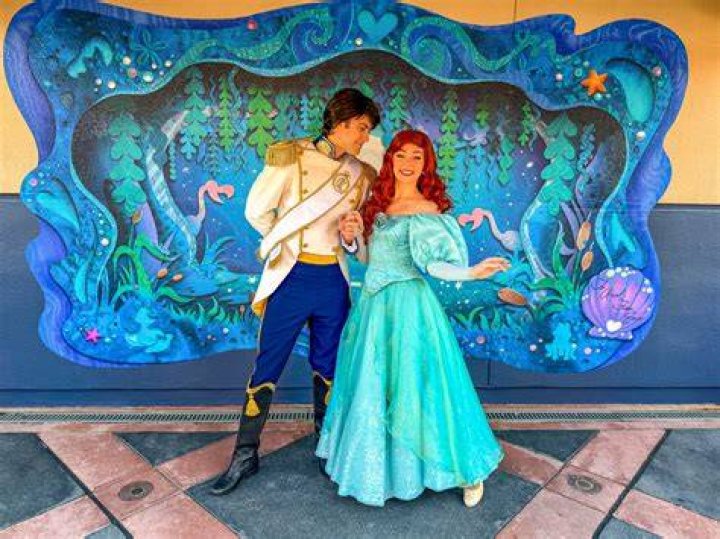 Harry Styles Might Just Land The Role Of Prince Eric In The ‘Little Mermaid’ Live-Action Remake – He’s In Early Talks!