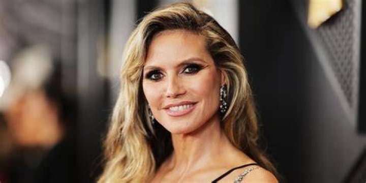 Heidi Klum Looks Like An Angel In New Video