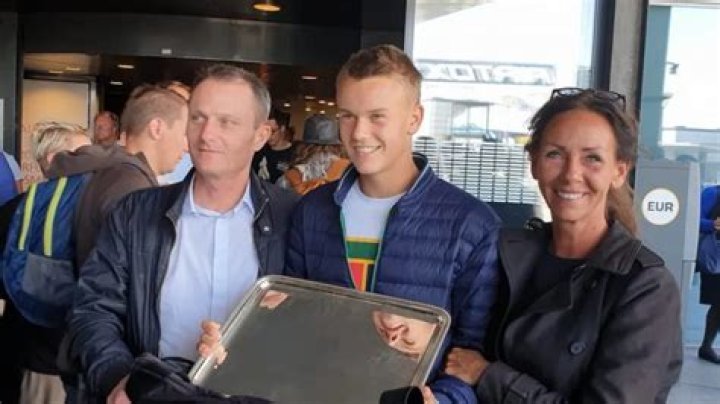 Holger Rune parents: Aneke Rune, Anders Nodskov