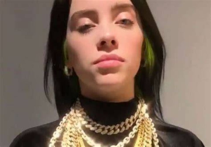 How Did Billie Eilish Walk On Walls During Her Saturday Night Live Performance?