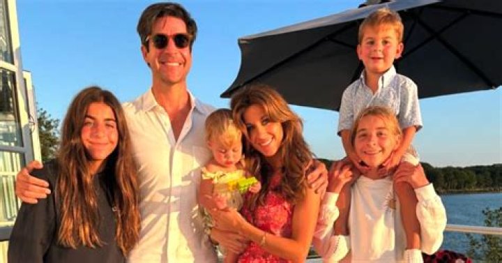 How many wives has Jesse Watters? How many children does Jesse Watters have?