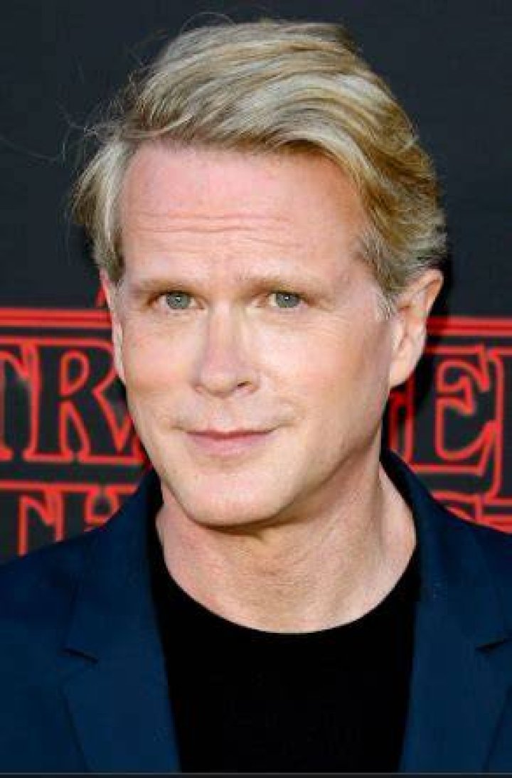 
How Much Money Does Cary Elwes Make? Latest Income Salary
