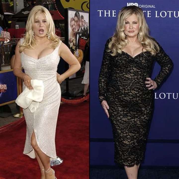 
How Much Money Does Jennifer Coolidge Make? Latest Income Salary

