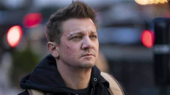 
How Much Money Does Jeremy Renner Make? Latest Income Salary
