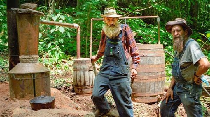 How Old Is Jb Rader On The Moonshiners? – Celebrity