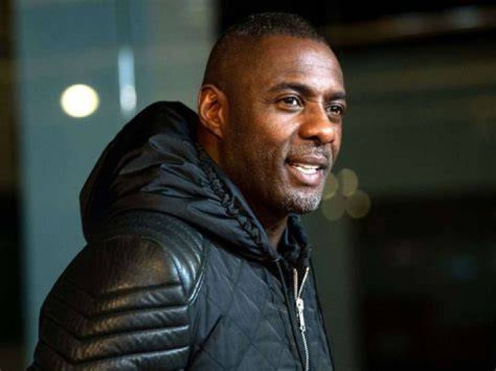 Idris Elba Stops Off At NYC Nightclub Where He Used To Work As A Bouncer