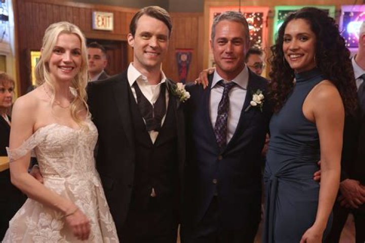 In What Episode Brett And Casey Get Together? – Celebrity