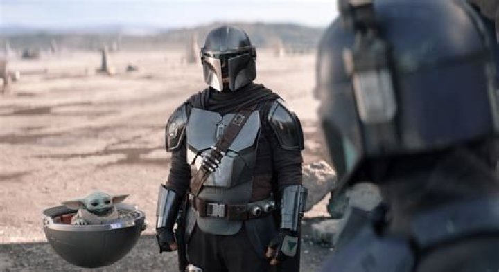 Ingenious ‘Mandalorian’ theory suggests Din Djarin’s mustache has a tactical purpose