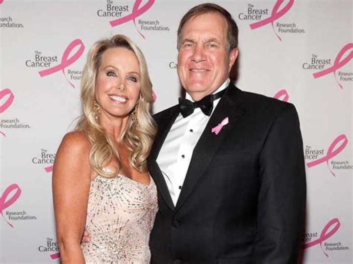 Is Bill Belichick still married? Who is Bill Belichick currently dating?