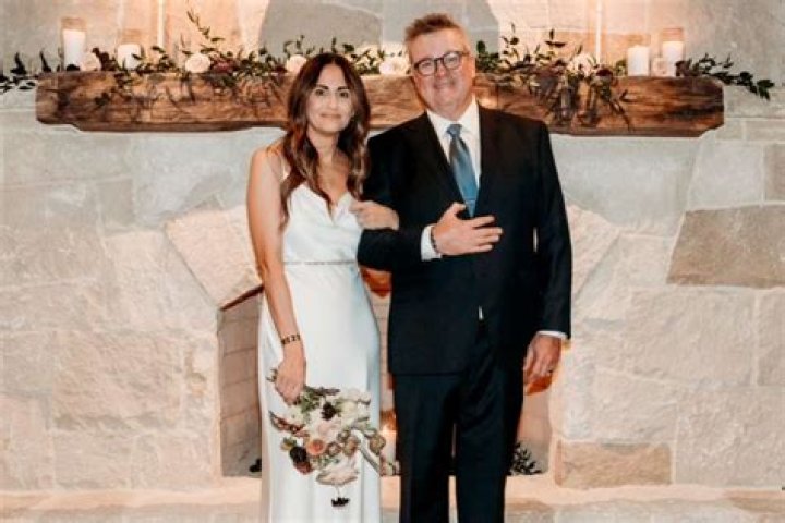 Is Eric Allen Stonestreet married? – Celebrity