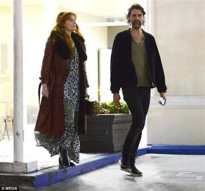 Is Florence and the Machine married?