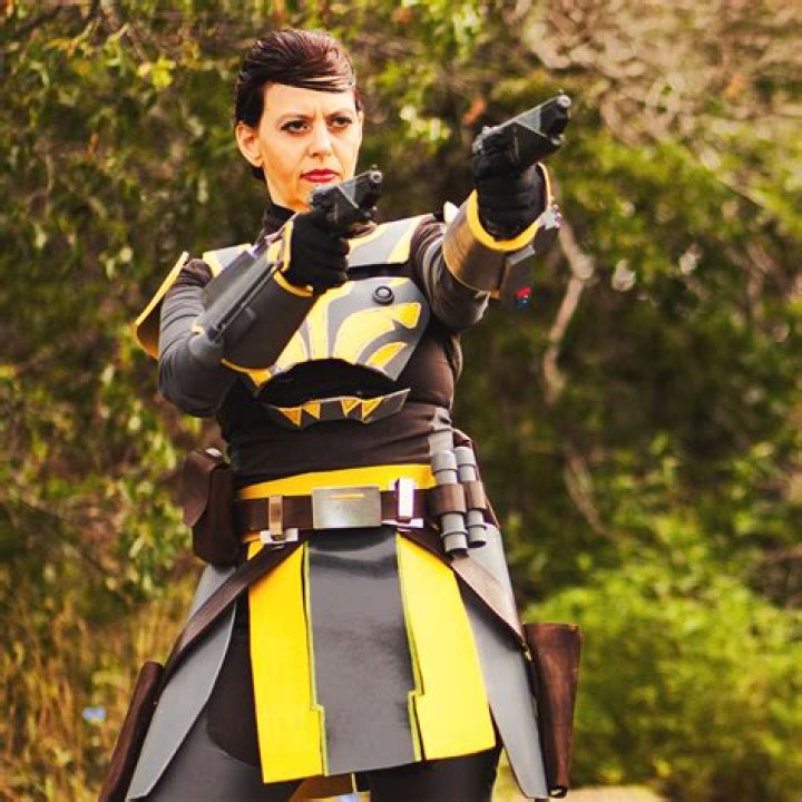 Is Ursa Wren the armorer? – Celebrity
